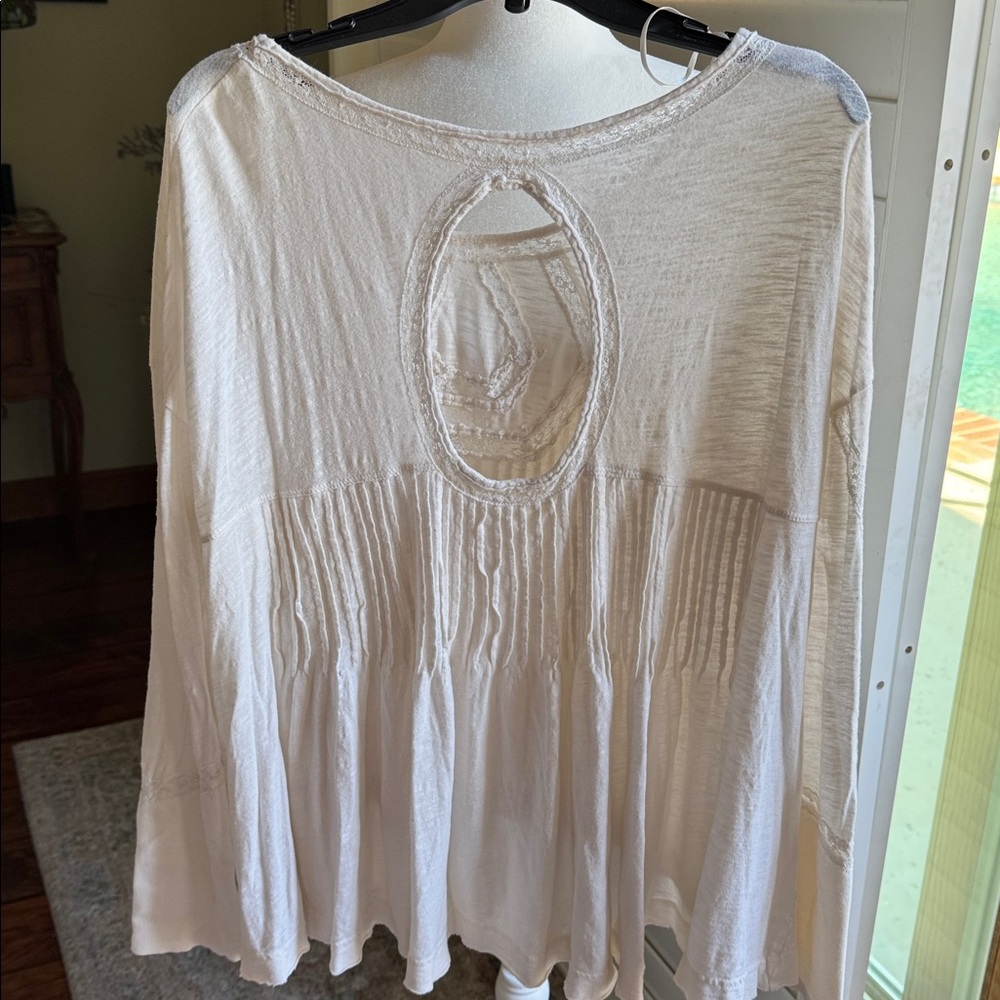 Free People Cream Blouse with Intricate Design - Picture 6 of 6